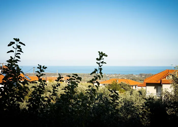 Villa Cinema & Gaming House With View